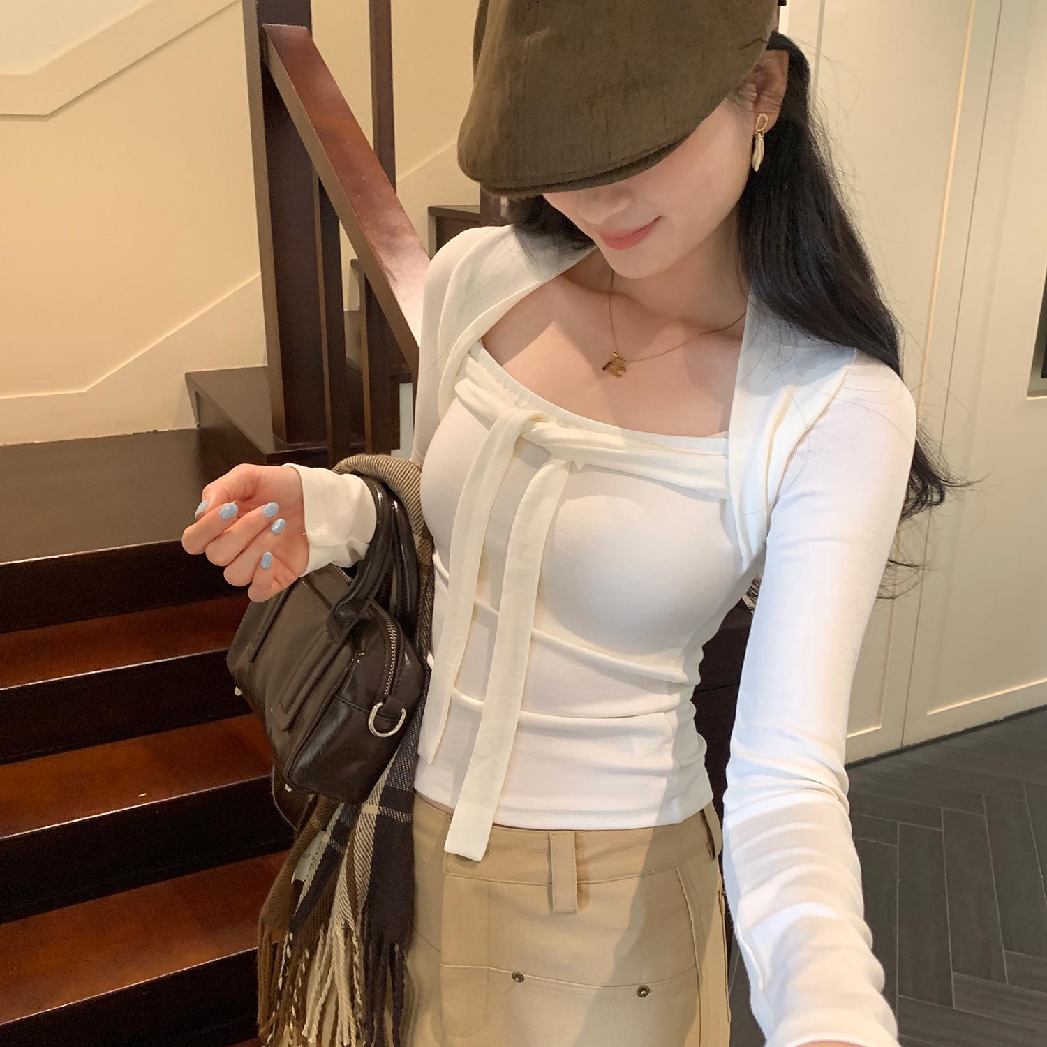 

Women s Temperament Lace-Up Square Neck White Long Sleeve Short Top (Autumn/Winter 2025) Extra Large