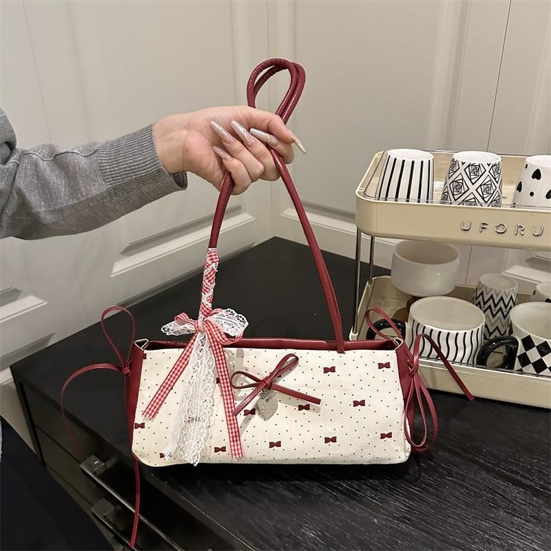 New minimalist women's bags, stylish bow bags, polka dot sweet and cool shoulder bags, casual bags on Instagram.