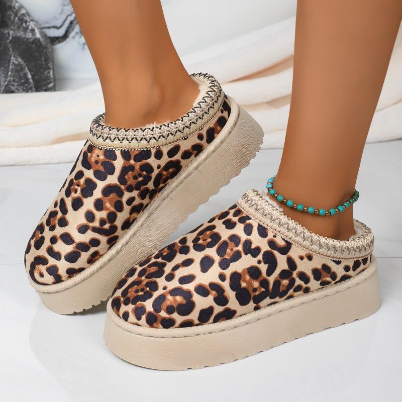 Large size women's autumn and winter new leopard print lace wind fashion snow boots half drag cotton shoes thickened cotton shoes