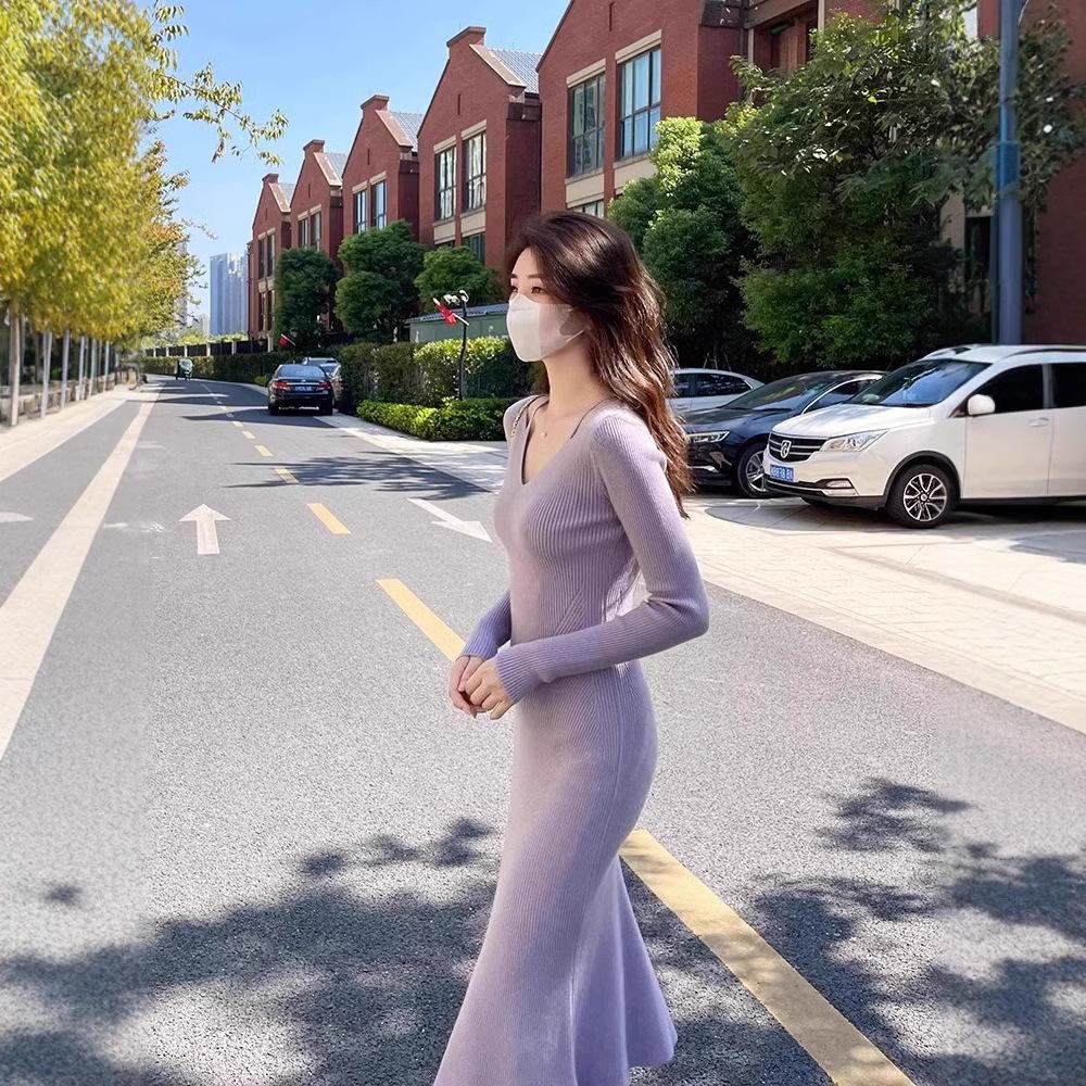 Autumn Sling Slim-fit V-neck Bodycon Knitted Dress