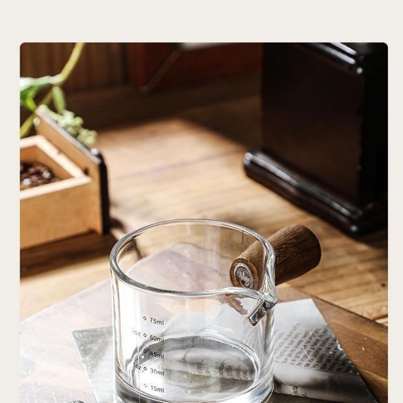 1ks Skleněná odměrka Dřevěná rukojeť Skleněná odměrka na espresso Dvojitý Jednoduchý výtok Hrnek na mléčnou kávu Průhledný Kávové potřeby