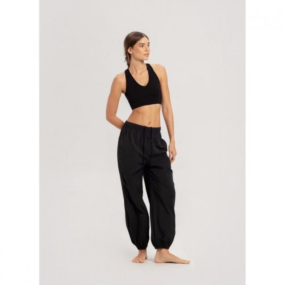 Budhi Mudra Diagonal Jogger Pants  Black  B61003apl44 B01 