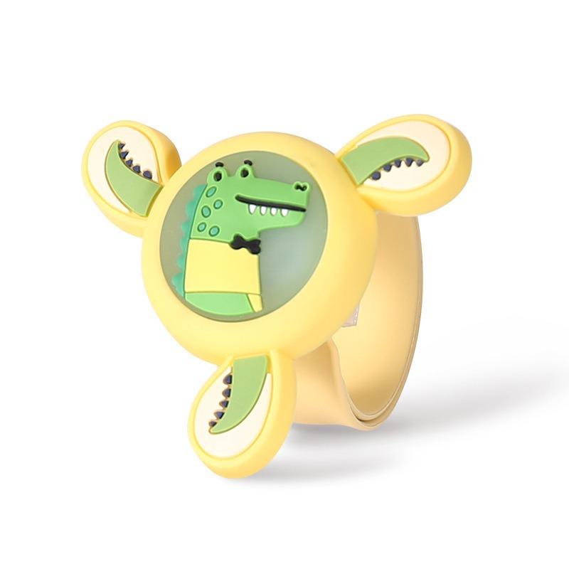 Flash rotating gyroscope children's wristband mosquito repellent watch cartoon illuminated flash mosquito repellent wristband