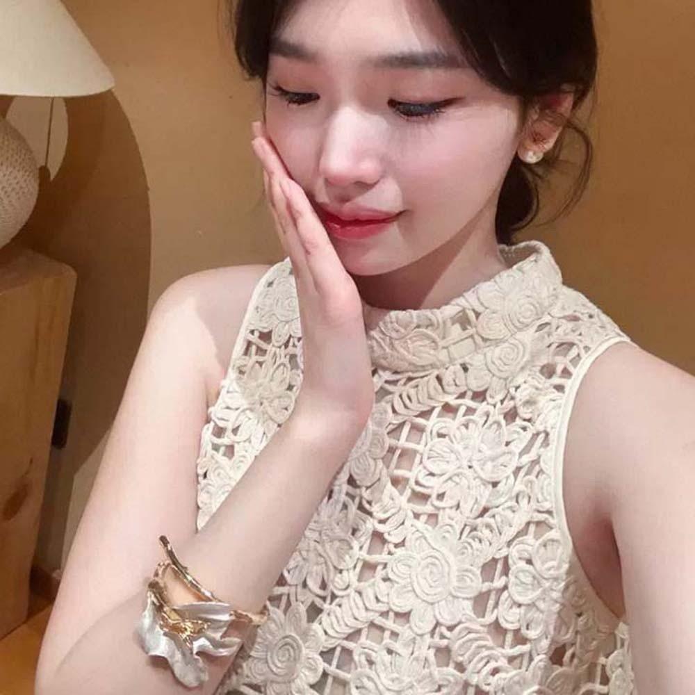 Bracelet Jonc Tulipe Ouvrable Bracelet de Bras Bijoux de Poignet pour Femmes Bracelet Fleur en Métal Cadeaux de Festival