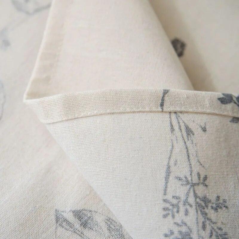 Little Bee Grey Flower Print Sketching Little Fresh Dining Table Cloth