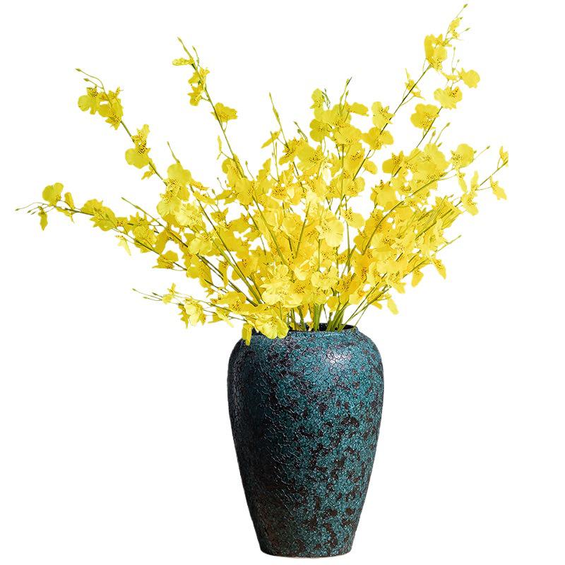 Japanese-Style Retro Ceramics Vase with Figurines for Creative Flower Arrangements