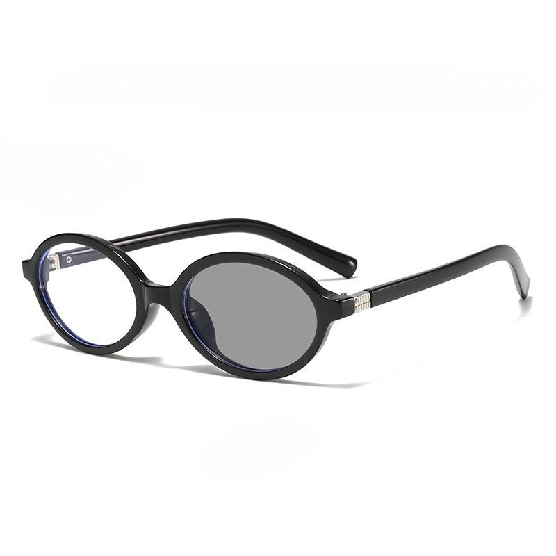 Retro Oval Frame Photochromic Reading Glasses Women Plus Diopter Eyewear Fashion Anti-Blue Light Prescription Sun Shades Glasses