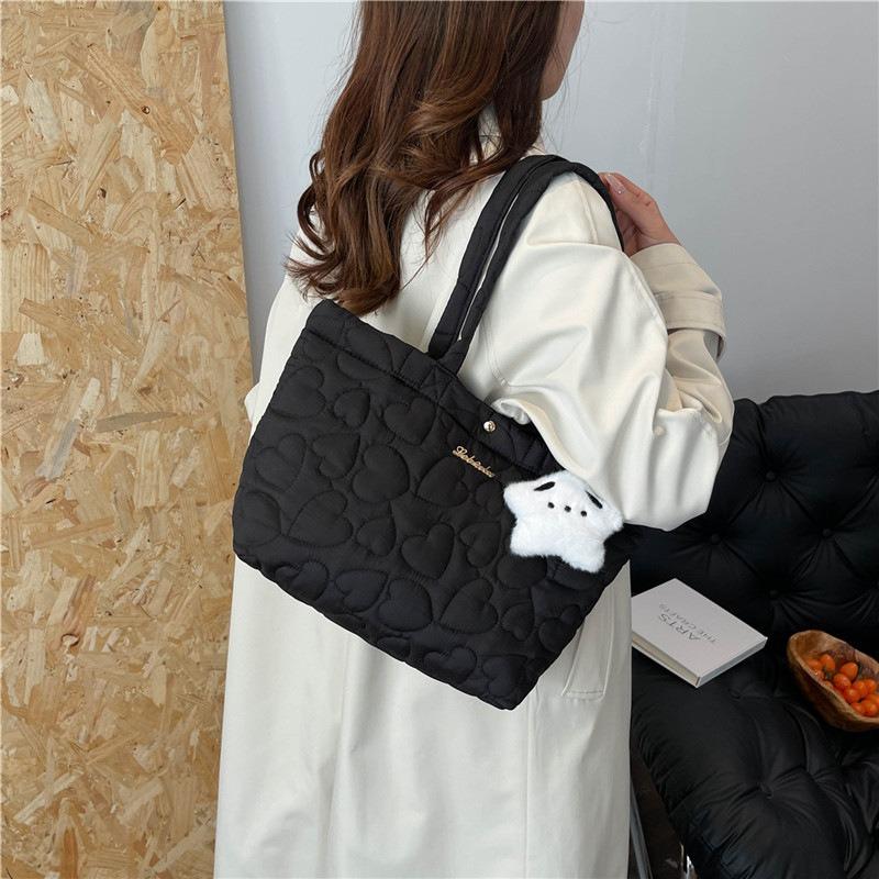 Small Fresh and Fashionable Handbag Bag Women's New Love Embroidered Thread Shoulder Bag Light and Versatile Going Out Tote Bag