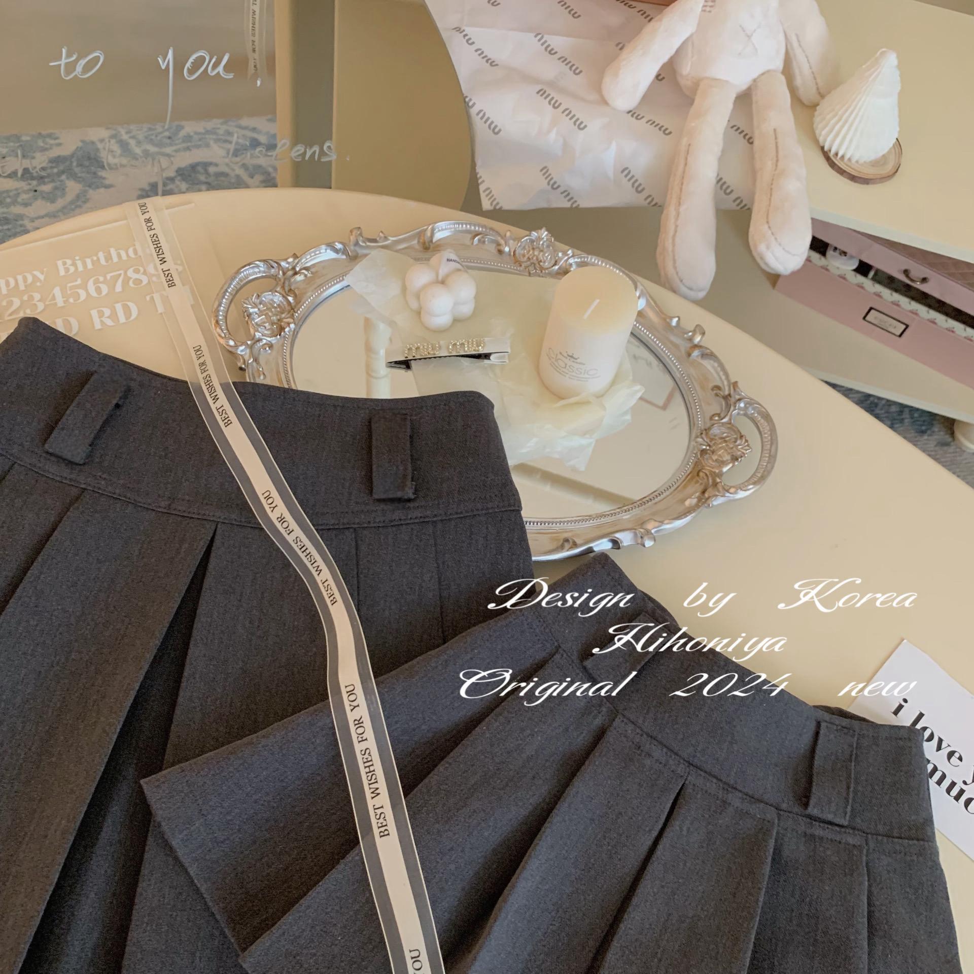 

Семейный наряд Осень/Зима 2025: Полосатый вязаный ромпер с сердечком и свитер для семьи из трех или четырех человек Kids 110