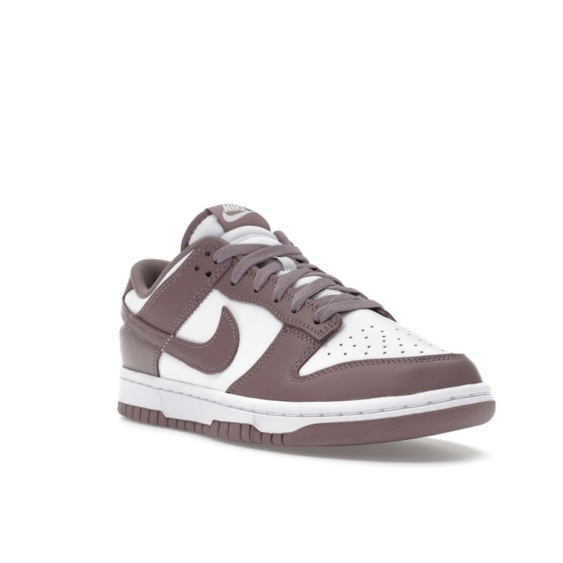 Nike Dunk Low Violet Ore Sneakers Unisex Fioletowy Biały DV0833-112