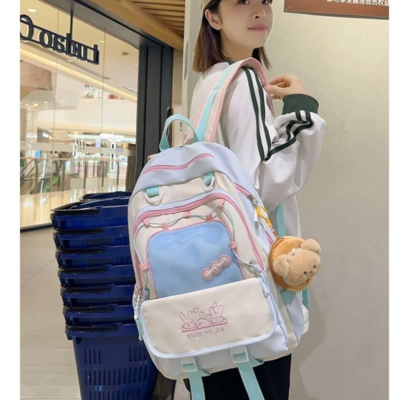 Trendy Lightweight Waterproof Backpack High Capacity Casual Bag For Men And Women