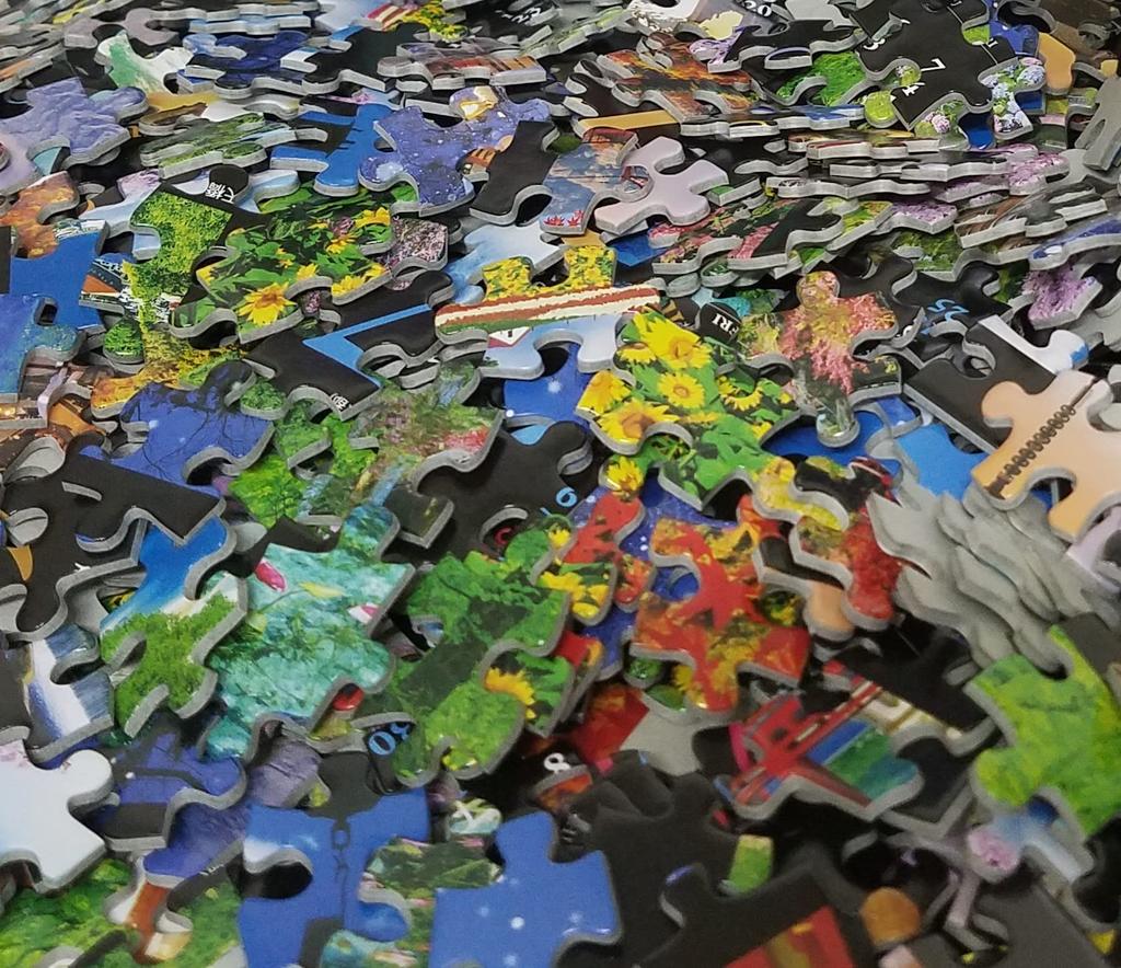 in Beverly 1000 Piece Jigsaw Puzzle Japan Travel Calendar 2023 x [Made Japan] (49 72cm) 31-541