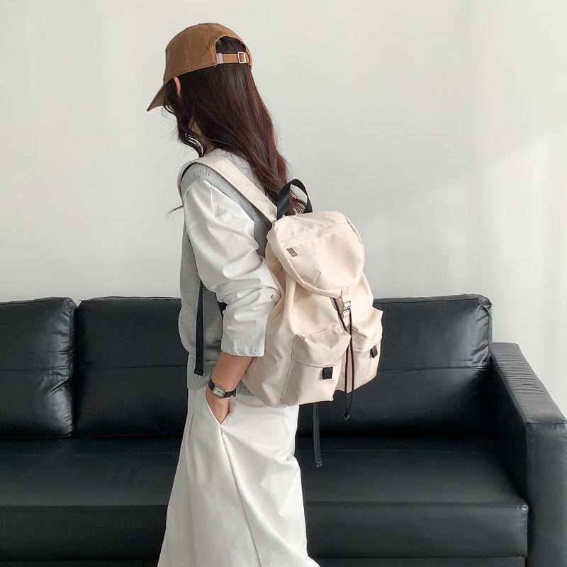 Spring Summer Nylon Backpacks Large Capacity Lightweight Travel Comfortable Texture Commuter Bag Ins Fashion Laptop Backpack