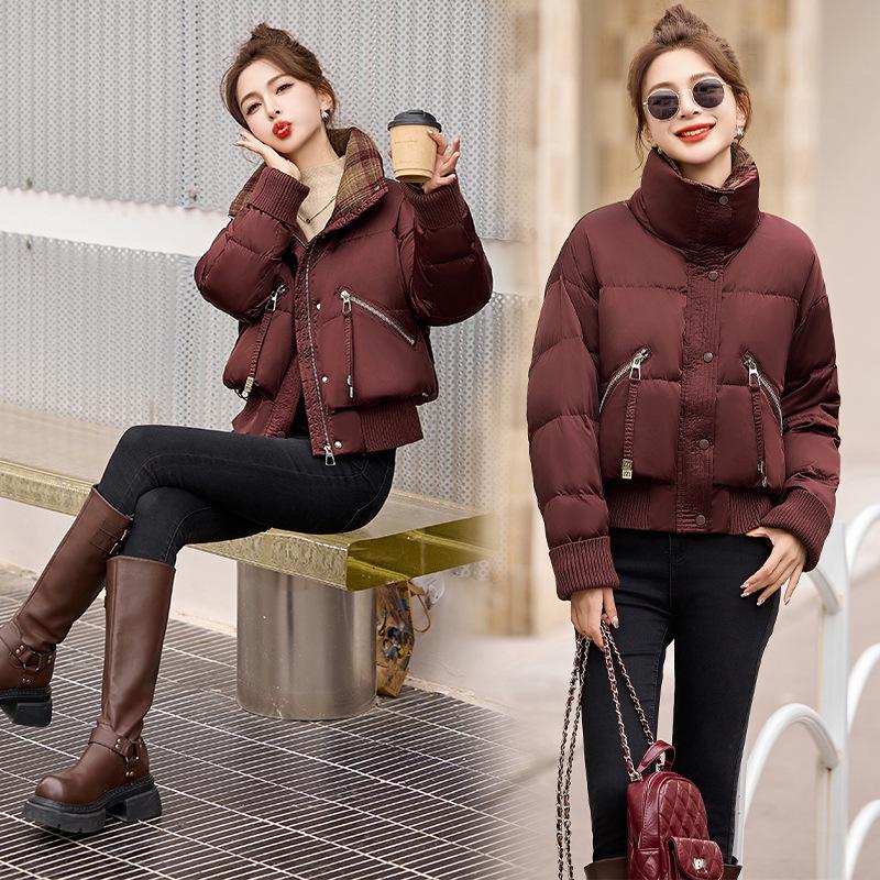 

Женский пуховик в клетку пэчворк - Коллекция Зима 2024, Универсальный свободный крой со стойкой, Пух белой утки (WN6109) XL (130-150 jin)