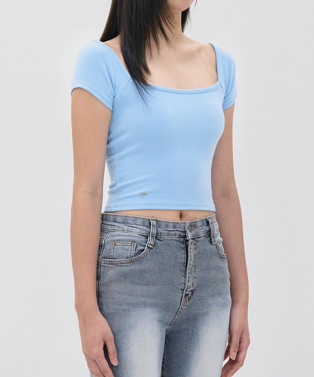 Kissing Metal Symbol Square Round Neck (Blue) Blue