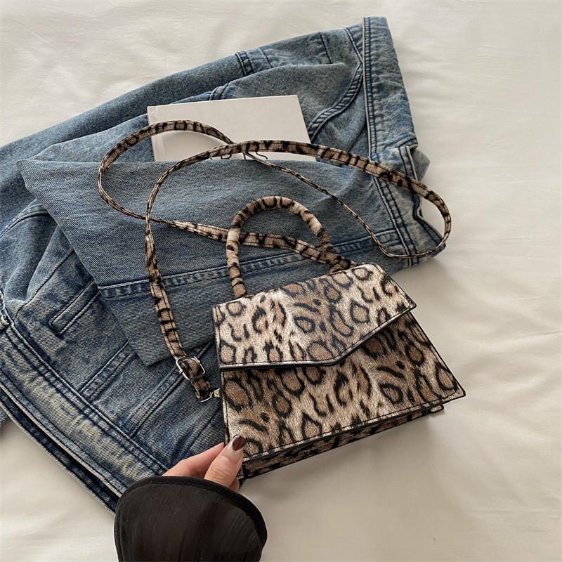 Trendy Elegant Ladies Pu Leather Handbag With Unique Design Versatile Shoulder Crossbody Bag хаки