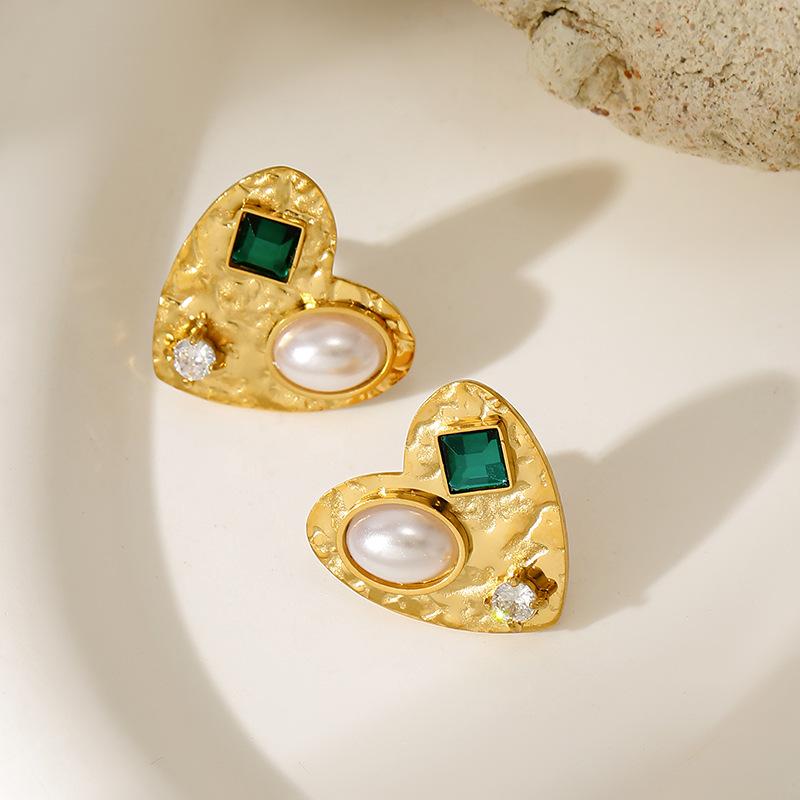 DIEYURO 316L Stainless Steel Golden Retro Hammer Pattern Heart Inlay Zircon Pearl Earrings For Women New Fashion Jewelry Gift