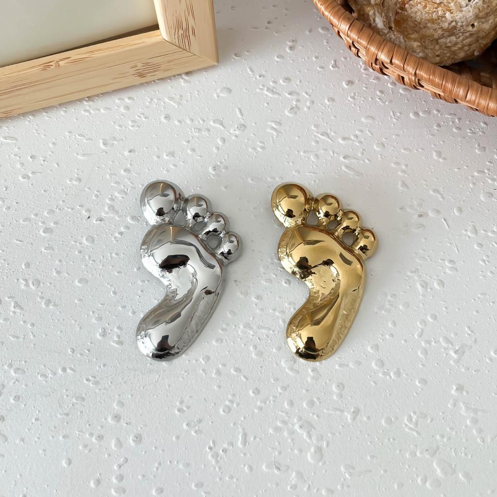 Creative Stainless Steel Natural Stone Female Exaggerated Niche Fashion Design Claw Pin Brooch Corsage Accessories
