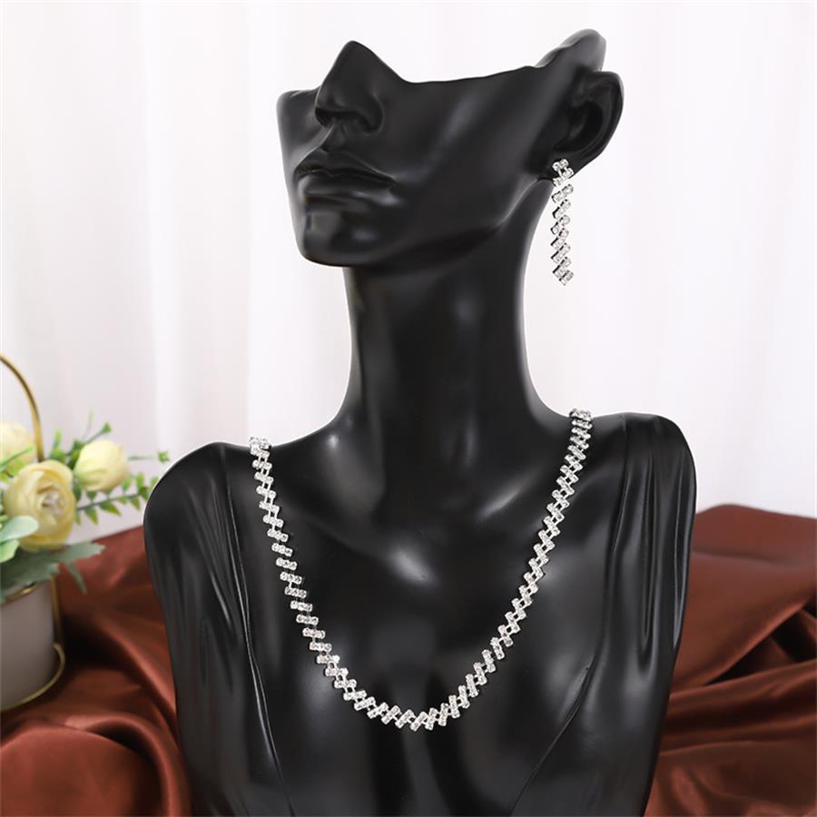 Super Luxury Claw Chain Necklace Earrings Set Dress Wedding Dress Versatile Accessories