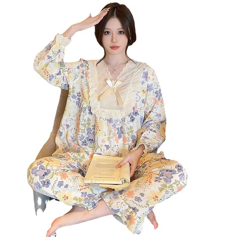 Plus Size Women's Pajamas: Sweet Princess Style, Lace, Long Sleeves - Perfect for Spring and Autumn