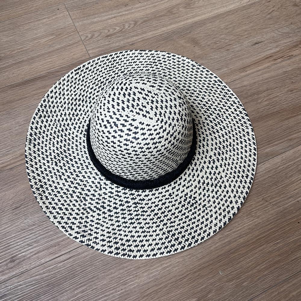 Panama Hat Hand-woven Panama Straw Hat British Shade Top Hat Women's Spring and Summer Beach Sunscreen Straw Hat