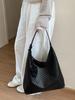 Woven Commuting Tote Bag with Stylish Design and Large Capacity