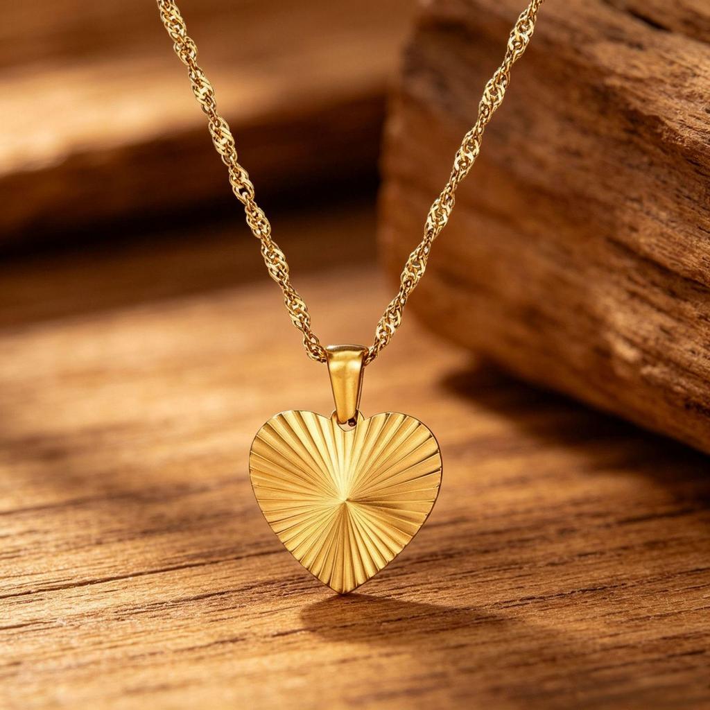 Titanium Steel Engraved Heart and Flower Pendant Necklace, 18K Gold-Plated Celebrity Style Jewelry.