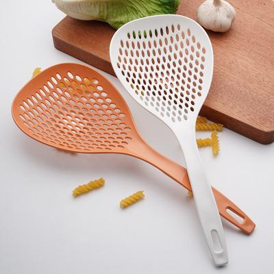 Home Kitchen Long-handle Draining Water Hotel Hot Pot Frying Filter