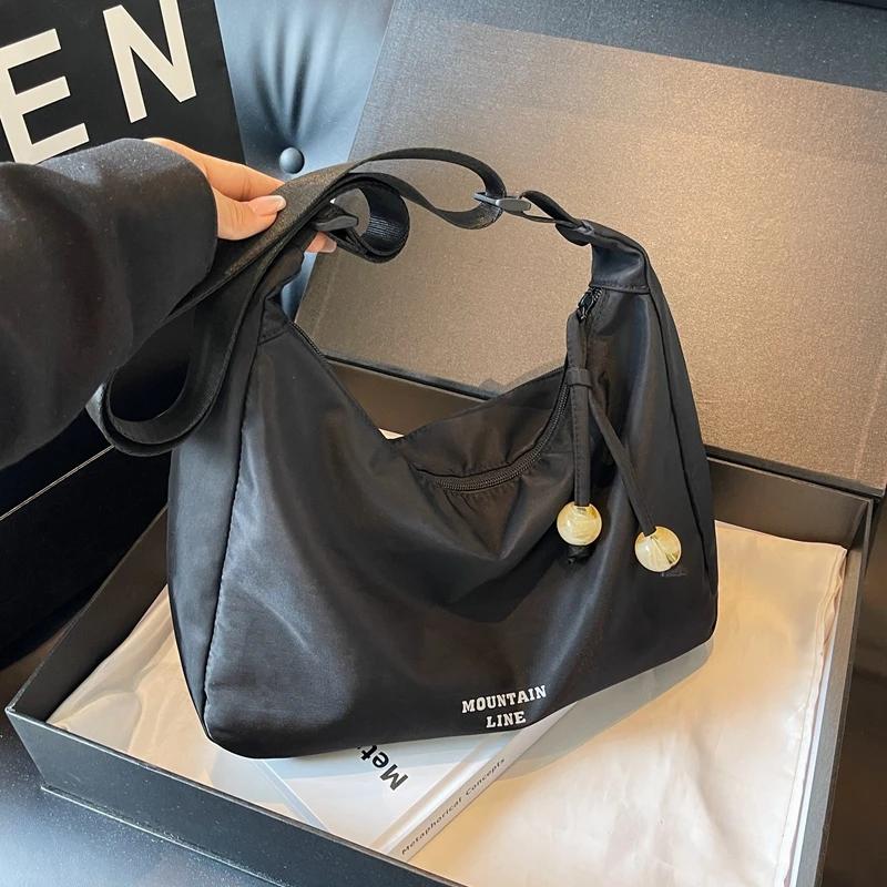 Women's Nylon Bag  Elegant and Versatile  Large Capacity  Casual Crossbody Bag  Premium Shoulder Bag