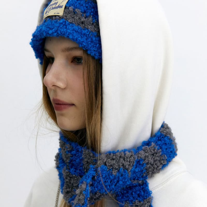

DANCING GRANDMA CURLY STRIPE MUFFLER : BLUE Blue