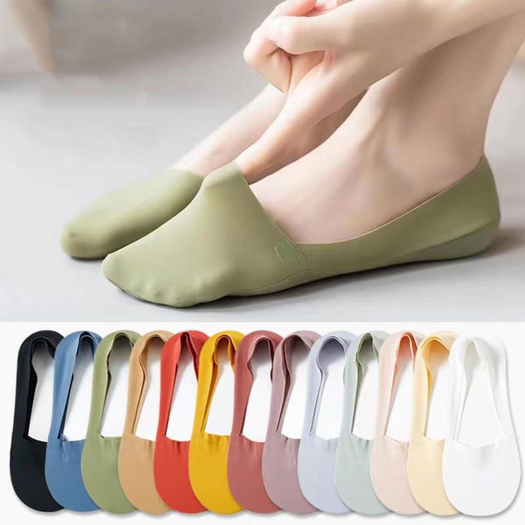 Women Invisible No Show Socks Breathable Thin Ice Silk Low Cut Silicone Non Slip Socks Five Pairs Set for Everyday Use