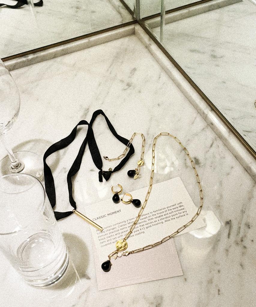 Ourthings Classic Moment Letter Necklace