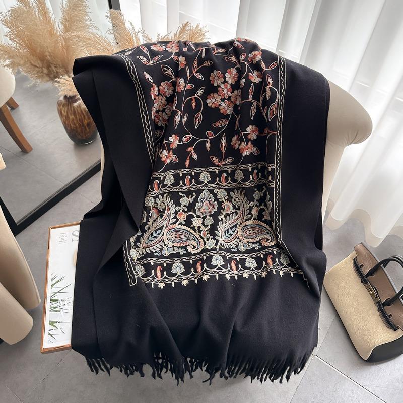 New Embroidered Cashew Flower Pattern Imitation Cashmere Scarf Women's Long Tassel Extended Light Luxury Shawl
