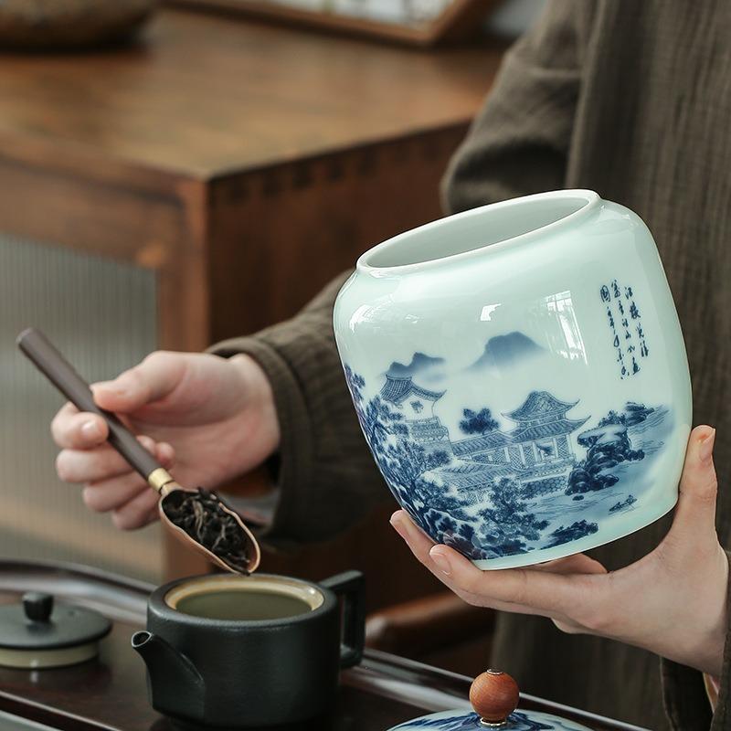Chinese style retro ceramic blue and white tea jar, home decoration flower tea sealed storage without cross flavor