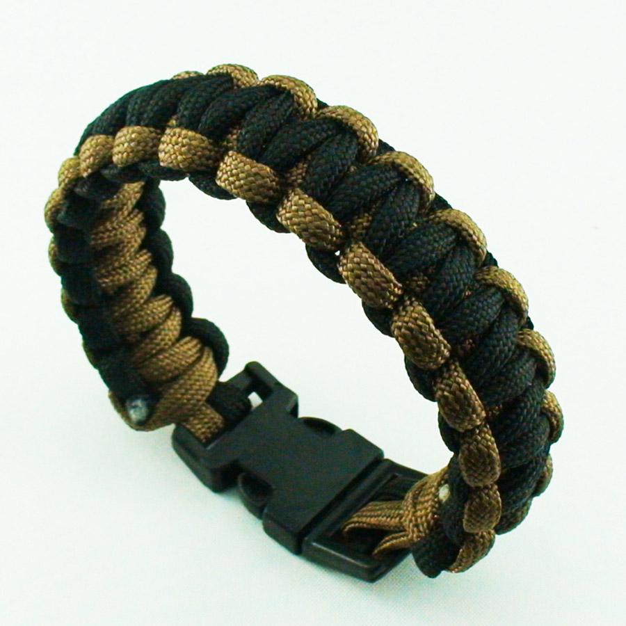 Braccialetti Bangle di Sopravvivenza in Paracord da Esterno Uomo Tono Argento Braccialetto da Polso con Corda Teschio Campeggio Escursionismo Braccialetto con Fibbia di Emergenza Gioielli