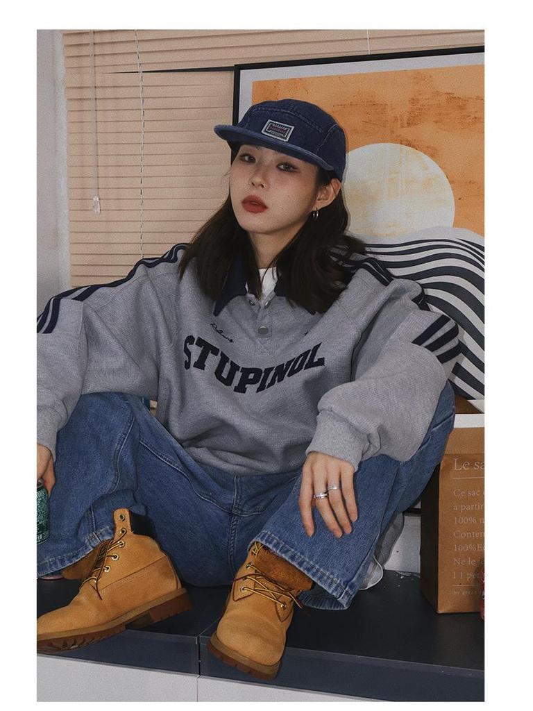 Wyszywane Retro Preppy Litera Polo z Długim Rękawem - Modny Wykładany Kołnierzyk Luźny Krój z Bocznymi Paskami, Unisex, Wszechstronny Styl.