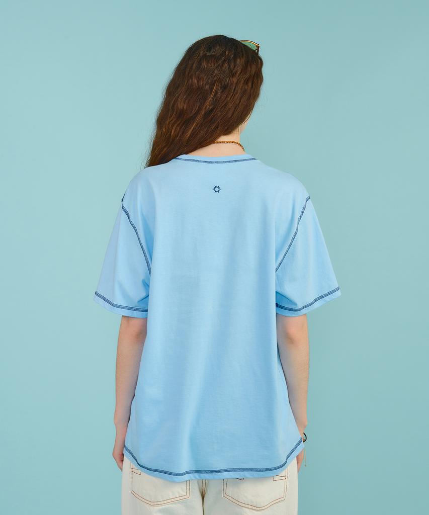HELLO SUNRISE Hs Doodle Typo Stitch Tee_Sky Blue