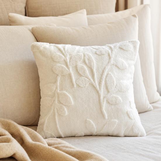 Plush Jacquard Pillow Cover, 3D Embossed Solid Color Cushion Case, 17.7 x17.7 Inch Anti-Static Soft Throw Pillow Cover, Modern Cozy Home Decor for