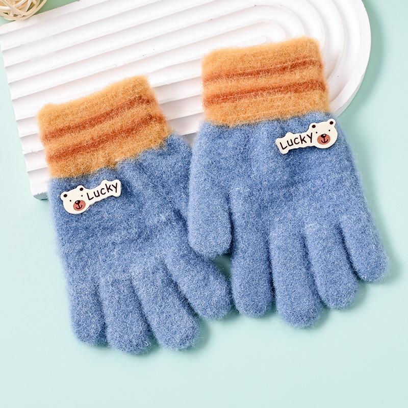 Cartoon Cute Winter Gloves for Kids: Warm Full-Finger Design for Girls and Boys