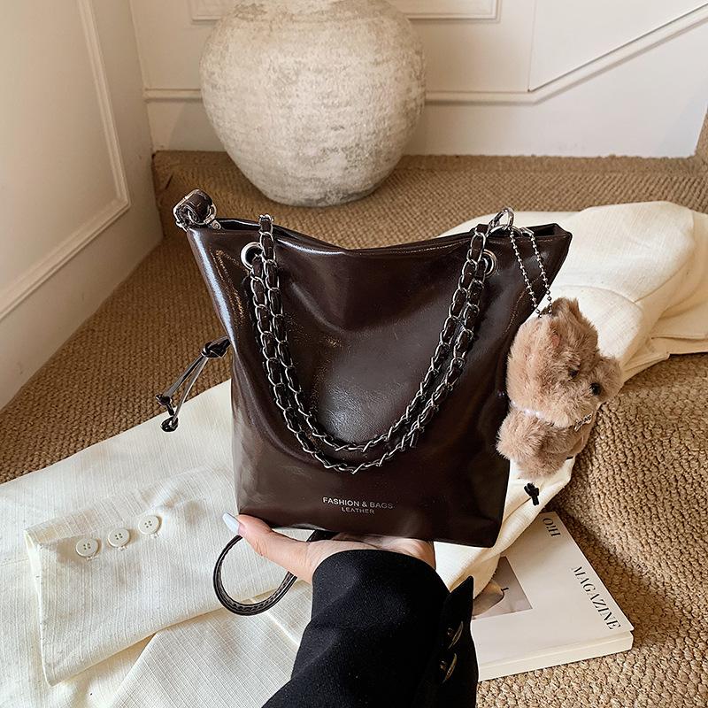 Retro Versatile Soft Pu Leather Shoulder Bags for Women Simple Ladies Bucket Handbags Portable Female Chain Crossbody Bag