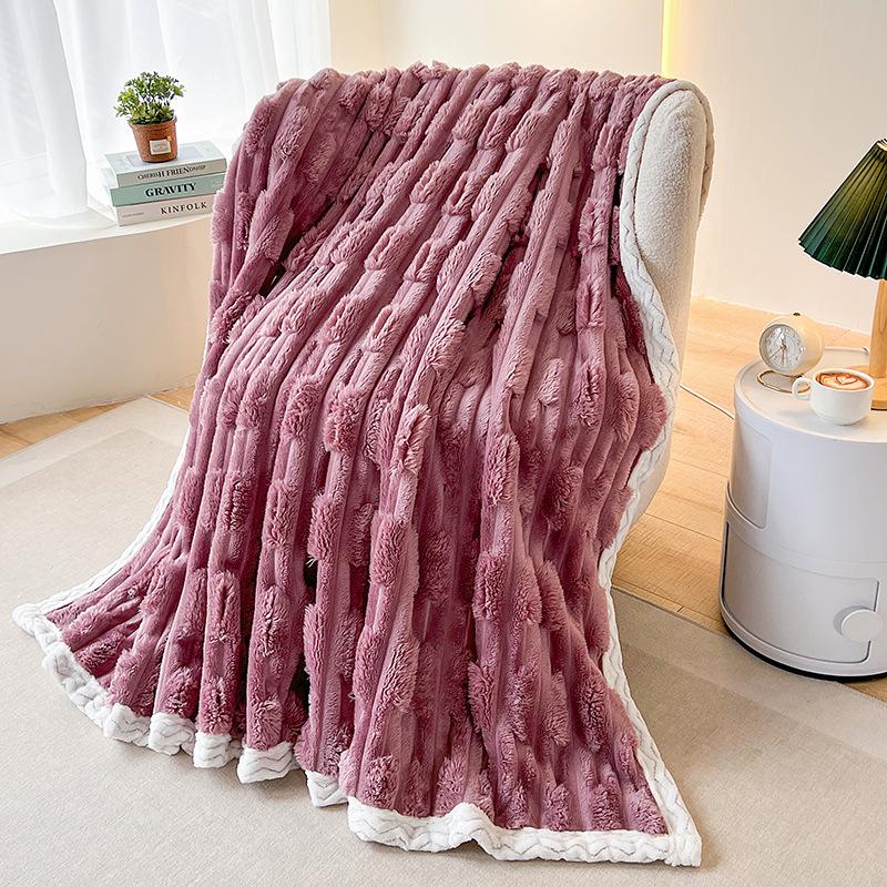 Soft and Comfortable Sofa Air Conditioner Blanket Universal in All Seasons Modern Simple Imitation Bamboo Knot Flannel Blanket