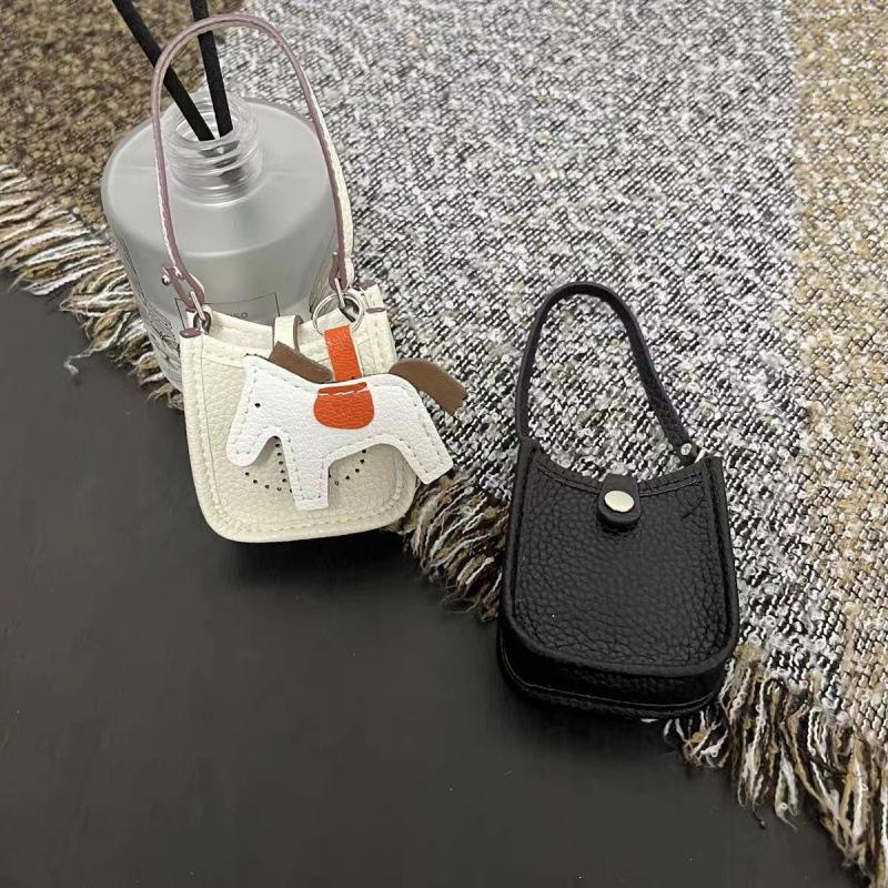 

Женская мини-сумка кроссбоди для телефона - Легкий летний дизайн 2023 года для прогулок с детьми, включает маленькую сумку и карман для телефона