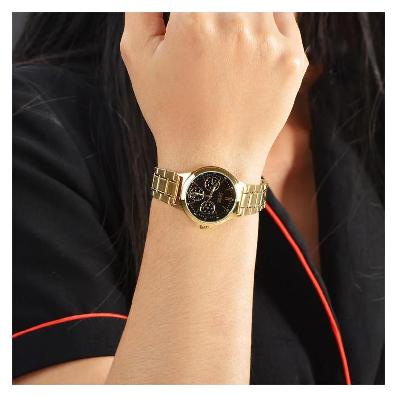 Casio STANDARD Series 50 Meters Waterproof Quartz Movement Stainless Steel Strap Japanese and Korean Watch Women's Watch Black Dial LTPV300G1A