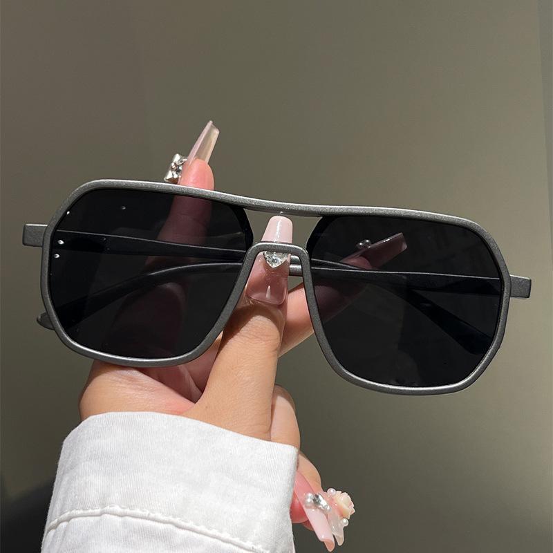 New Vintage Square Sunglasses Women Men Brand Rectangle Sun Glasses Female Oval Eyewear for Male Female Eyeglasses