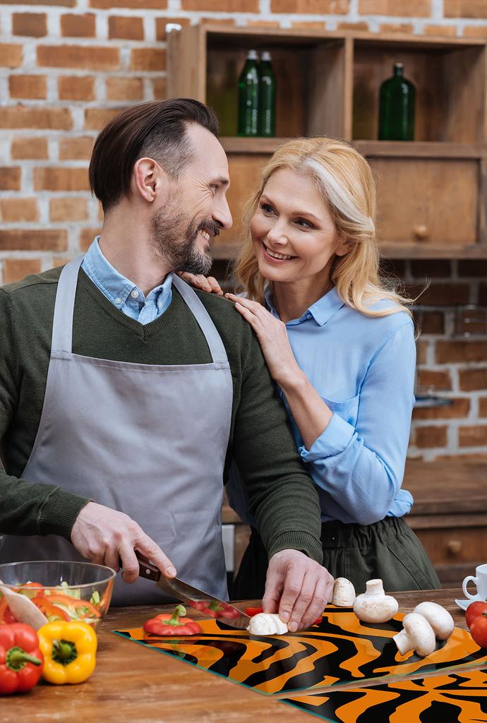 SZKLANA PŁYTA OCHRONNA NA KUCHENKĘ 70x52 TYGRYS