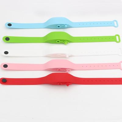 Adult Kids Liquid Wristband Hand Dispenser Handwash Gel Whole Sanitizing Cute Silicone Alcohol Dispensing Bracelet Wrist Strap