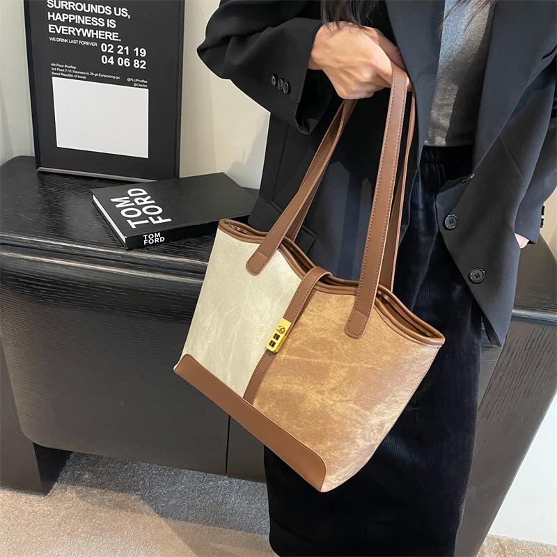 Hugh Retro Idle Large-capacity Bag Women's New Contrasting Color Fashion Tote Bag Commuter Shoulder Armpit Bag