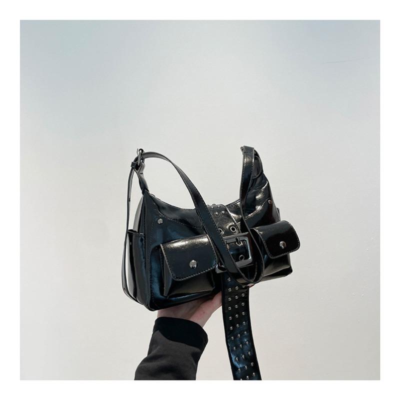 

Sweet Cool Spice Girl Locomotive Bag Punk Style Willow Spike Belt Buckle Design Shoulder Crossbody Bag Fashion Trend Underarm Bag