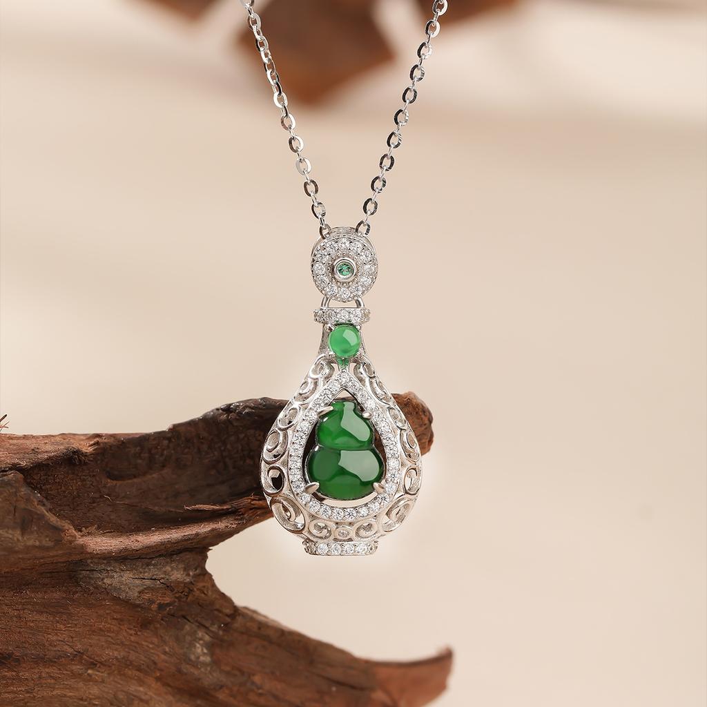 S925 silver inlaid natural jadeite gourd necklace retro high-end light luxury niche accessories women's daily jewelry gift