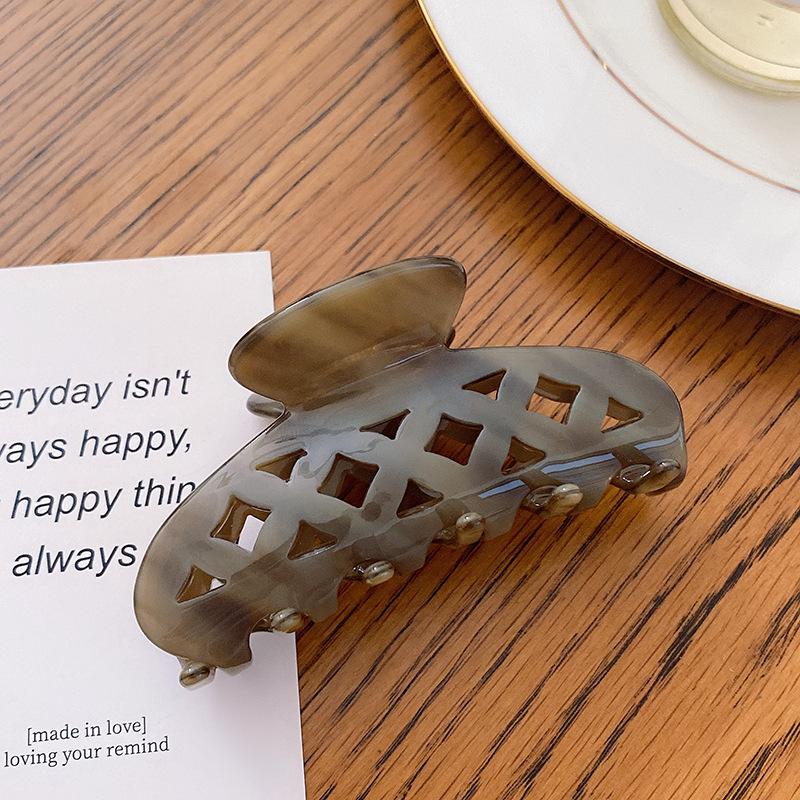 

Chic Colorful And Acetate Hair Claw Clips Featuring Modern Minimalist Style Women For Colorful Gray